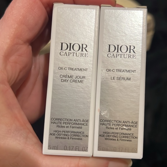 Dior Gold Women's Cosmetic Bag - Picture 7 of 7